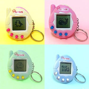 
Electronic pet game console Tamagotchi nostalgic mini handheld virtual feeding Pokemon pendant keychain