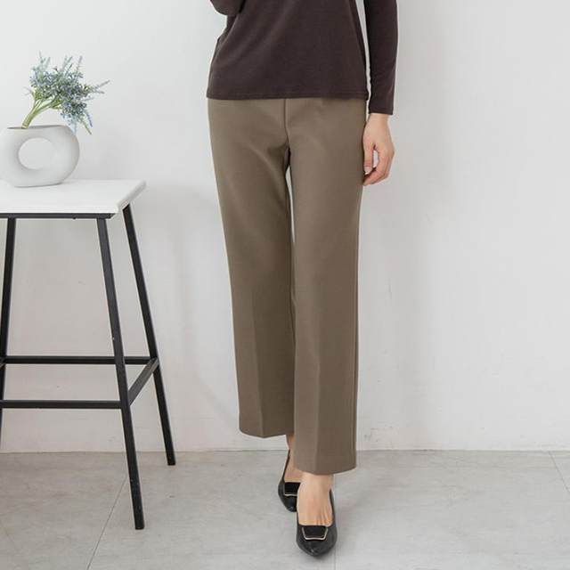 Large size Korean mother's outfit plus velvet straight pants 2024 winter middle-aged and elderly women's elastic waist trousers PN2411015