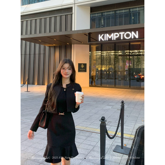 
Mummy Cat [Commuting Rules] 25 new autumn and winter temperament fishtail dress jacket suit