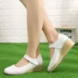 Giày y tá màu trắng đế nêm gót gân đế giữa gót giày công sở chuyên nghiệp giày mùa xuân giày đơn nữ da thật giày bơm 