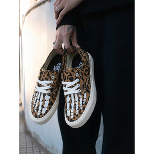 
Wanswer/鄓尔bone flame series leopard print American retro bone breathable men's and women's sports low-top canvas shoes
