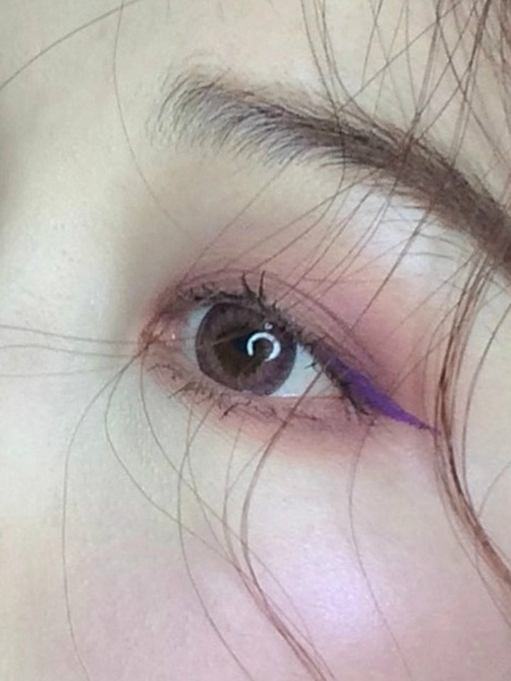 Colourpop 持久防水紫色眼线膏