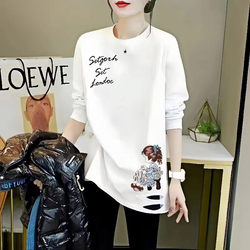 European-Style White Fleece-Lined Thick Base Shirt for Women, Autumn and Winter, Mid-Length, Loose Fit, Covers the Hips, Warm Long-Sleeve T-Shirt