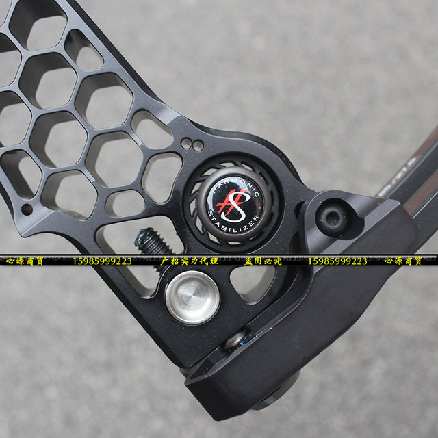 Mathews Mathews Monster Safari