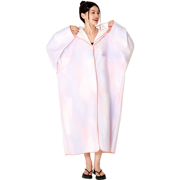 Swimming bathrobe governing bath towel hooded cape
