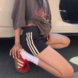 Black Striped Sports Shorts for Women, New Summer Style, Petite High-Waisted, Slimming, American Retro, Hot Girl A-Line Hot Pants