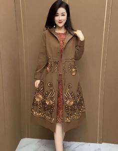 
Spring and summer heavy industry embroidered women's windbreaker jacket hooded waist mid-length coat fashionable and fashionable mother's outfit