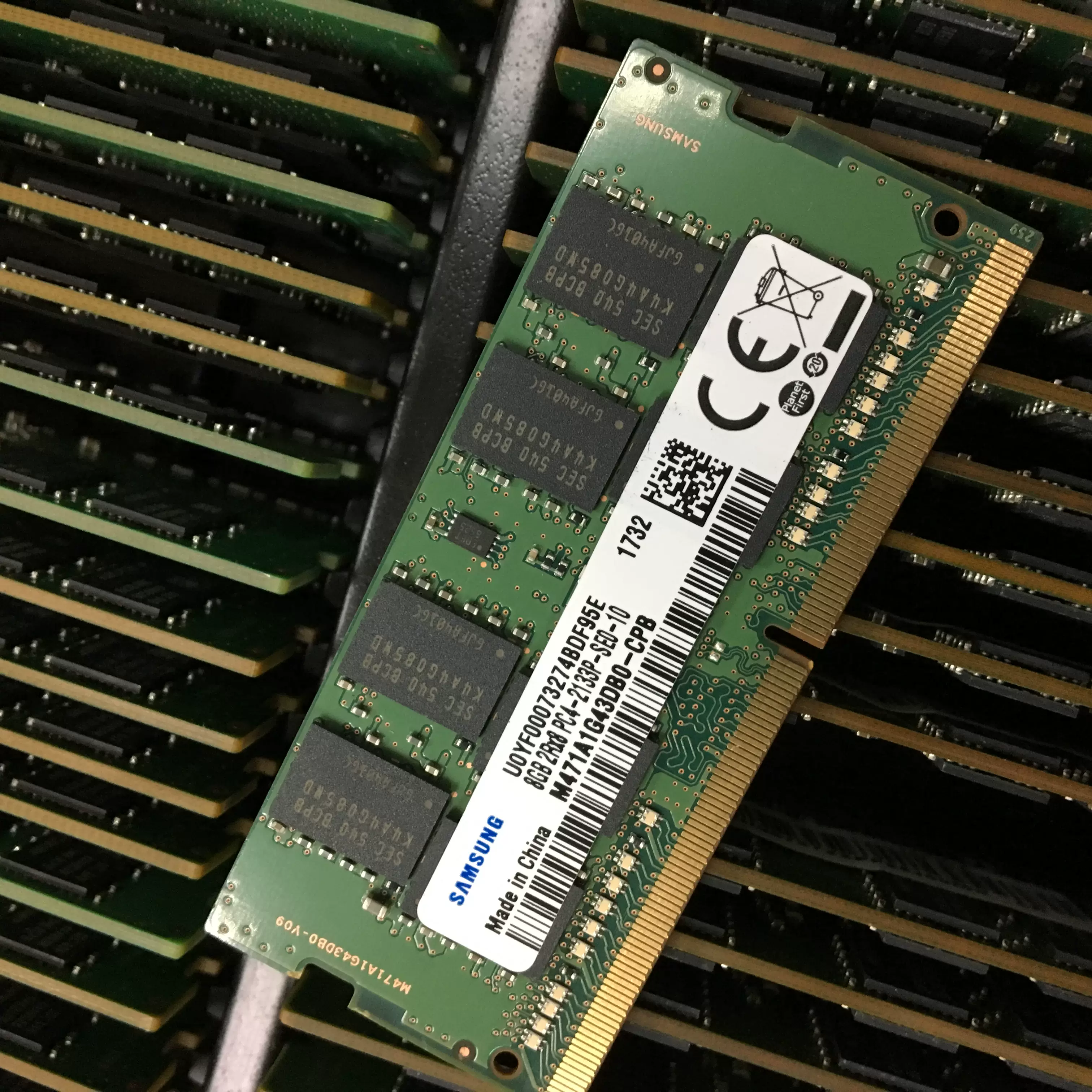 惠普 暗影精灵2 pro plus暗夜精灵2 pro plus笔记本内存条8g 2400