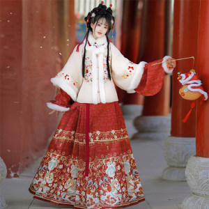 Original [Ruima Xiangnian] Ming Dynasty New Year Hanfu Women's Square Collar Embroidered Bijia Horse Face Skirt Winter Style Plush Suit
