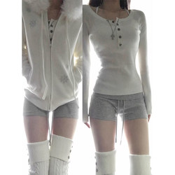 Gray Sports Shorts for Women, Summer 2026 New Trendy Style, Anti-Exposure A-Line Hot Pants