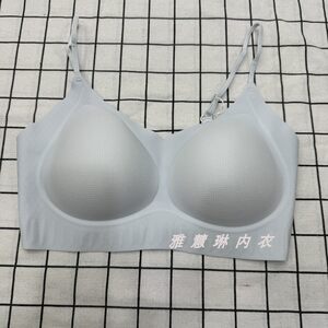 
Wei Mi Chao Z223 Seamless Girly Push-up Bra Vest Style Wireless Adjustable Spaghetti Straps Thin Bra