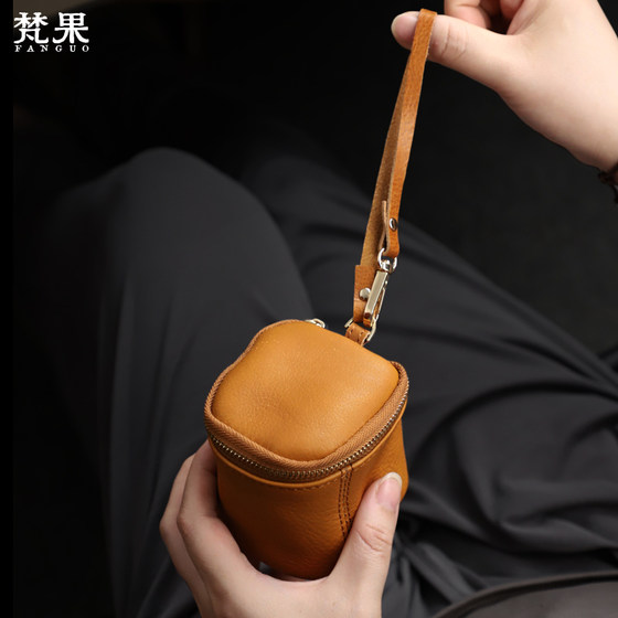 Handmade retro vegetable tannin leather mini -handle purse ear machine red coin storage card bag
