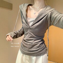 Miu Series Gray Faux Two-Piece Hooded Long-Sleeve T-Shirt for Women, Spring, Autumn, and Winter, Stylish Half-Zip Slim-Fit Base Shirt Top