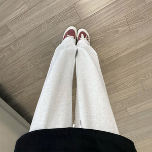 
Off-white sports pants for women in autumn and winter plus velvet for fat girls mm high waist loose slimming straight leg casual pants