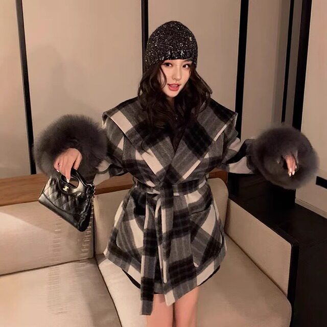 Plaid cloak fox woolen coat for women 2024 Korean gentle double-sided cashmere jacket winter elves