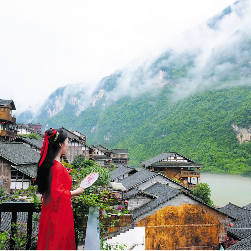 重庆旅游武隆天生三桥地缝龚滩古镇乌江画廊周边2日1晚纯玩跟团游