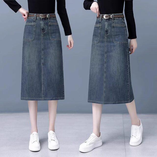Cement grey casual denim half-length skirt for women in spring and autumn 2025 new high-waisted slimming hip-covering skirt
