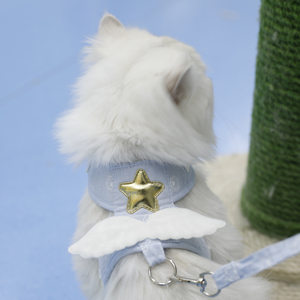 Angel wings Cat led a rope vest traction with dog kitten to go out to pull out of pet supplies
