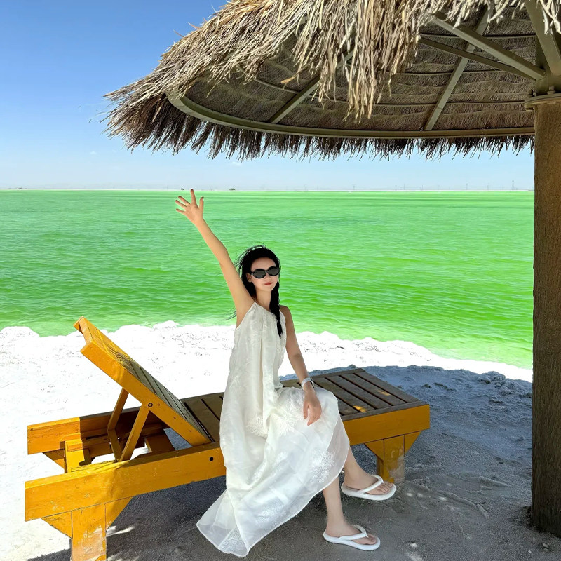 青甘8天7晚察尔汗茶卡盐湖黑独山翡翠湖敦煌莫高窟8人精品航拍团