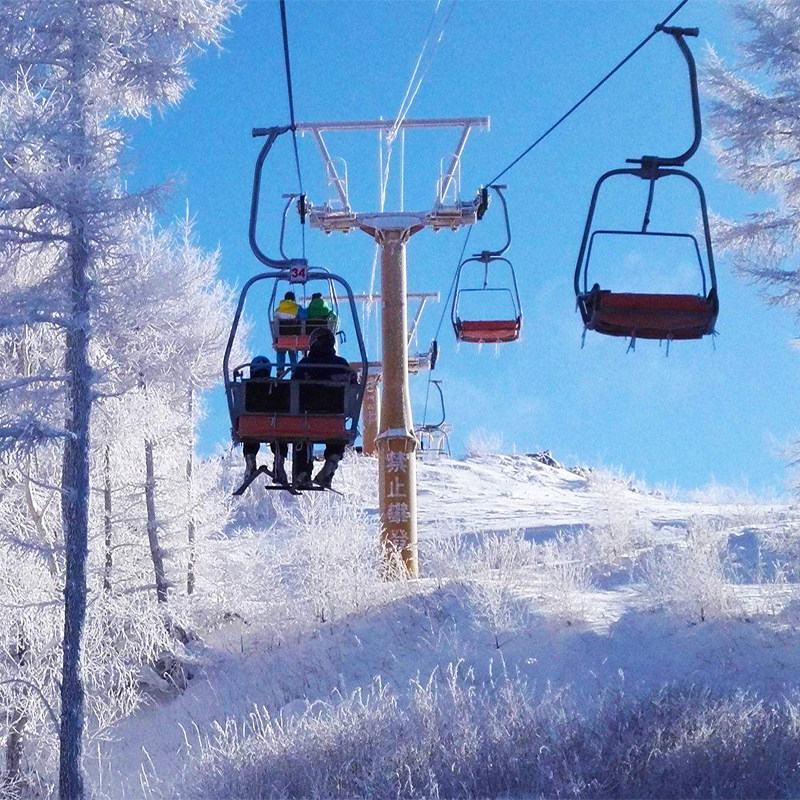 包车游武汉进神农架国际滑雪赏雪黄鹤楼三峡大坝6天5晚纯玩旅游