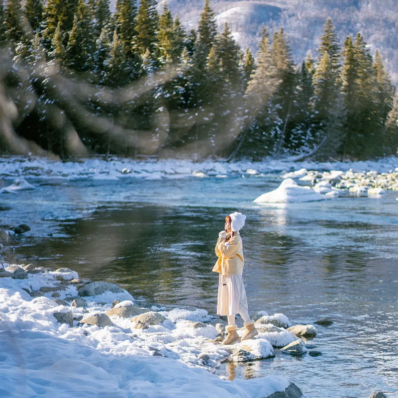 新疆旅游8天7晚乌鲁木齐喀纳斯禾木赛里木湖魔鬼城大巴扎跟团游