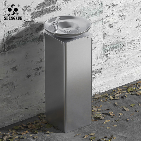 スタンド型浄水器 ホワイト Amadana スタンド型浄水器 ホワイト