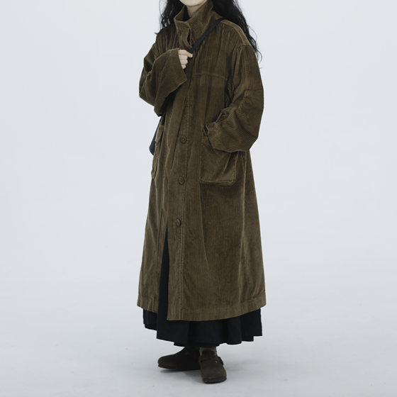 
Retelling the cotton corduroy mid-length coat, retro literary workwear style, brown stand-up collar windbreaker jacket, autumn and winter