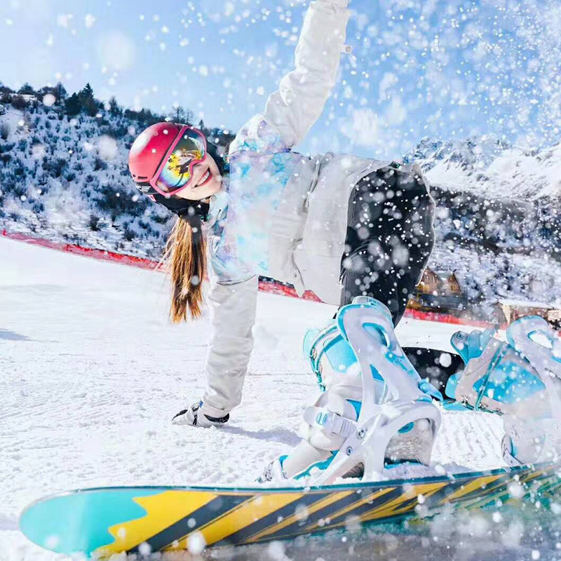 成都到毕棚沟达古冰川四姑娘山旅游温泉旅拍跟团小团包车周边二日
