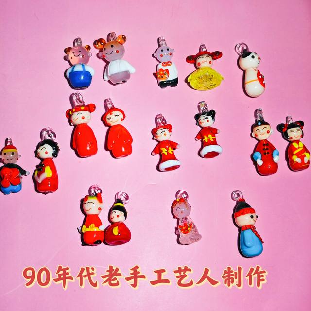 Bride and groom wedding glass wedding wedding ornaments couple engagement decoration wedding gift small figure car desktop
