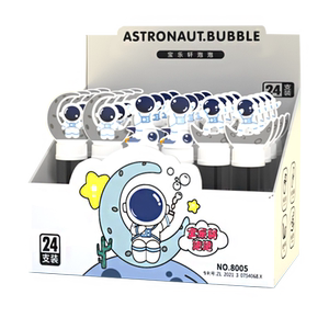 
Astronaut Cartoon Blowing Bubbles Handheld Small Children's Bubble Wand Toy Machine Wholesale Refill Concentrate Water Mini