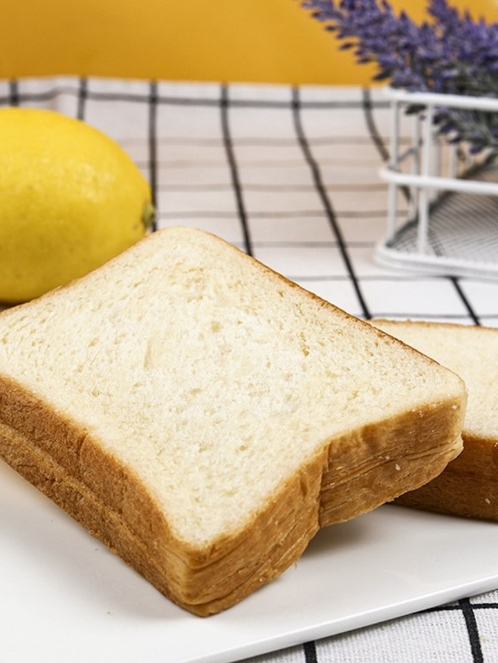 坚果三只松鼠氧气吐司面包夹心吐司