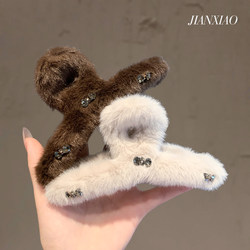 Japanese and Korean Autumn and Winter New Cute Plush Hair Clip with Stylish Design and Rhinestone Shark Clip for Girls' Hair Accessories