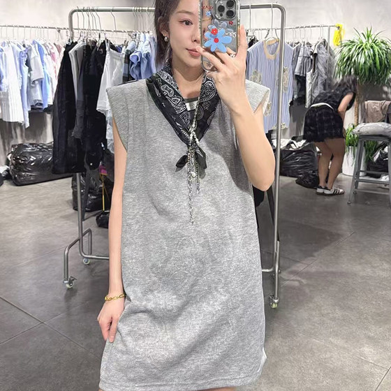 
Women's 2025 summer new European station design waistband waist short skirt round neck high waist slim skirt