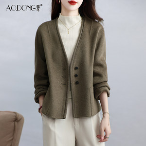 
New double-sided cashmere coat for women short Korean style slim wool small V-neck temperament jacket autumn and winter