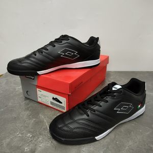 Lejia flat -bottom football shoe broken code clearance sports shoes 43 43
