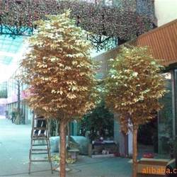 Supply of simulated golden banyan trees, artificial floor-standing indoor and outdoor ornamental plants, tree props and decorations