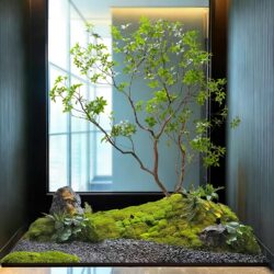 High-Quality Simulated Green Plants for Landscaping under Stairs, Hotel Window Displays, Fake Trees for Villa Patios, and Indoor Landscape Decoration