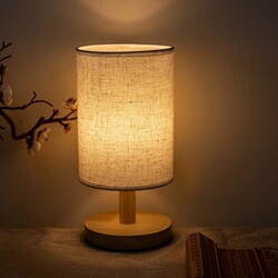 Simple and Stylish Desk Lamp with Warm Light for Girls, Suitable for Bedroom Bedside, Small Night Light for Tea Room, Living Room, and Cozy Study
