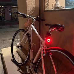 Mountain Bike Night Riding Tail Light Heart-Shaped Flashing Decorative Signal Light Road Bike Riding Equipment Warning Light