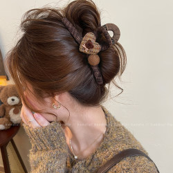 Heart-Shaped Bear Plaid Hair Clip with Bow, Spring High-End Style Shark Clip for Women, Versatile Hair Accessory for the Back of the Head