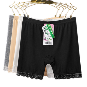 Moder can wear large size bottoming to prevent away light safety pants, female summer thin, non -rolled insurance shorts, fat mm