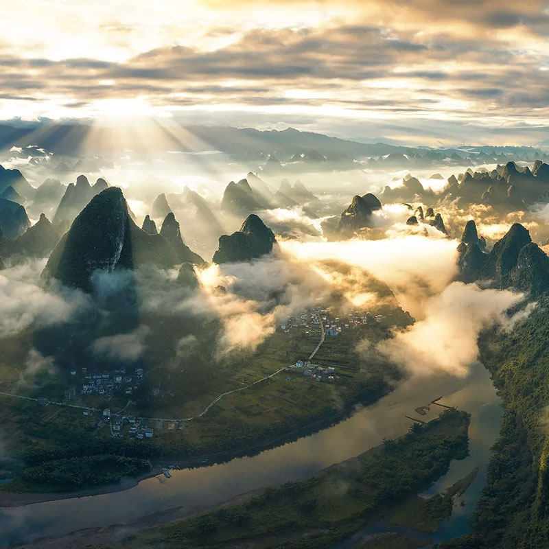 【含高铁】10人小团广西桂林龙脊阳朔梯田旅游4天3晚跟团游纯玩游