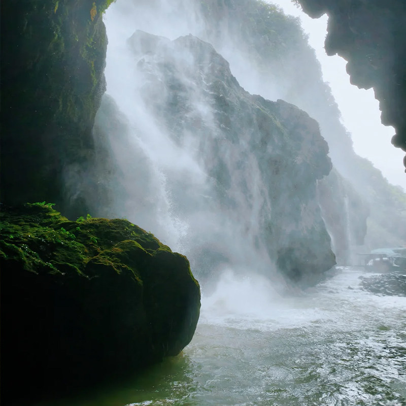 广西桂林旅游南宁崇左5天4晚跟团游德天瀑布通灵峡谷长寿村五日游