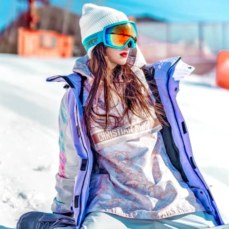 哈尔滨出发亚布力雪乡镜泊湖长白山万达吉林长春旅游6天5晚私家团