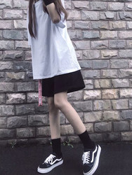 Black High-Waisted Five-Quarter Pants Sports Shorts for Women Summer Outer Wear Loose 2024 New Summer Casual Pants for Women Trendy