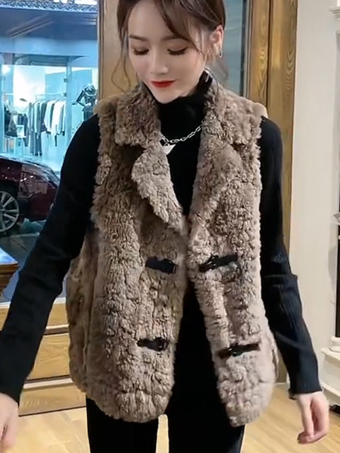 Lamb fur vest women's short European 2025 autumn and winter vest Korean style loose fur integrated outer vest jacket