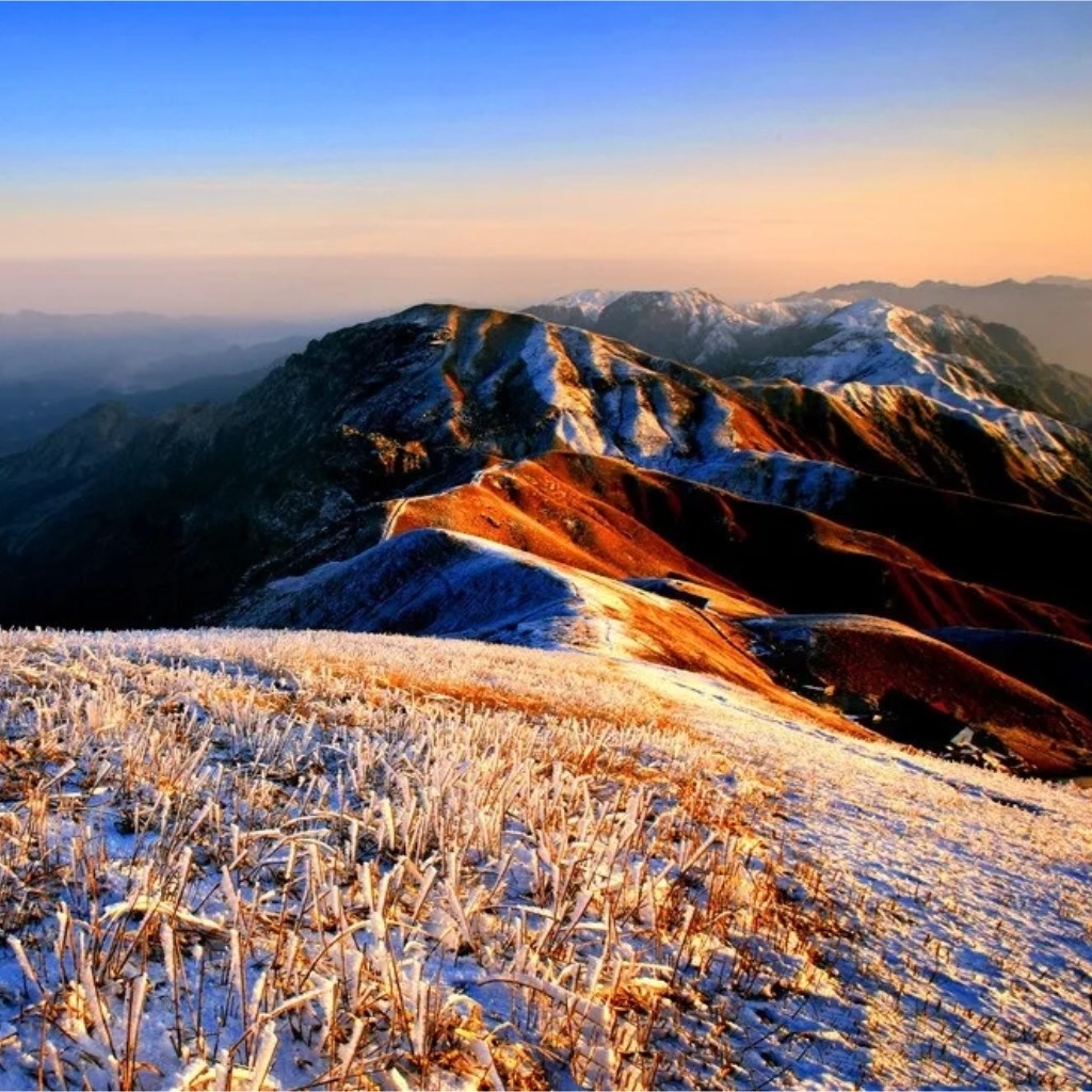 爆款【高铁往返3天】萍乡武功山+金顶+绝望坡+发云界+云海日出
