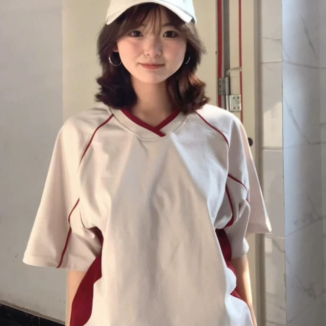 2025 new national trend brand spliced ​​contrasting color V-neck jersey short-sleeved T-shirt for women loose college style rag-sleeved top