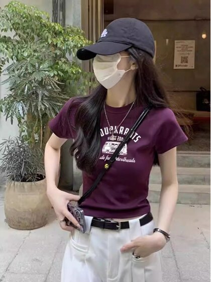 紫色正肩短袖t恤女2026夏季新款洋气独特高级小个子修身短款上衣