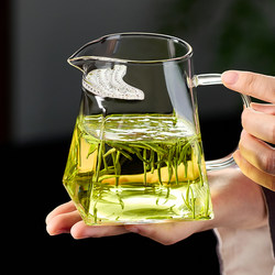 New Tea Brewing Glass with Integrated Filter for Green Tea, High-End Tea Set